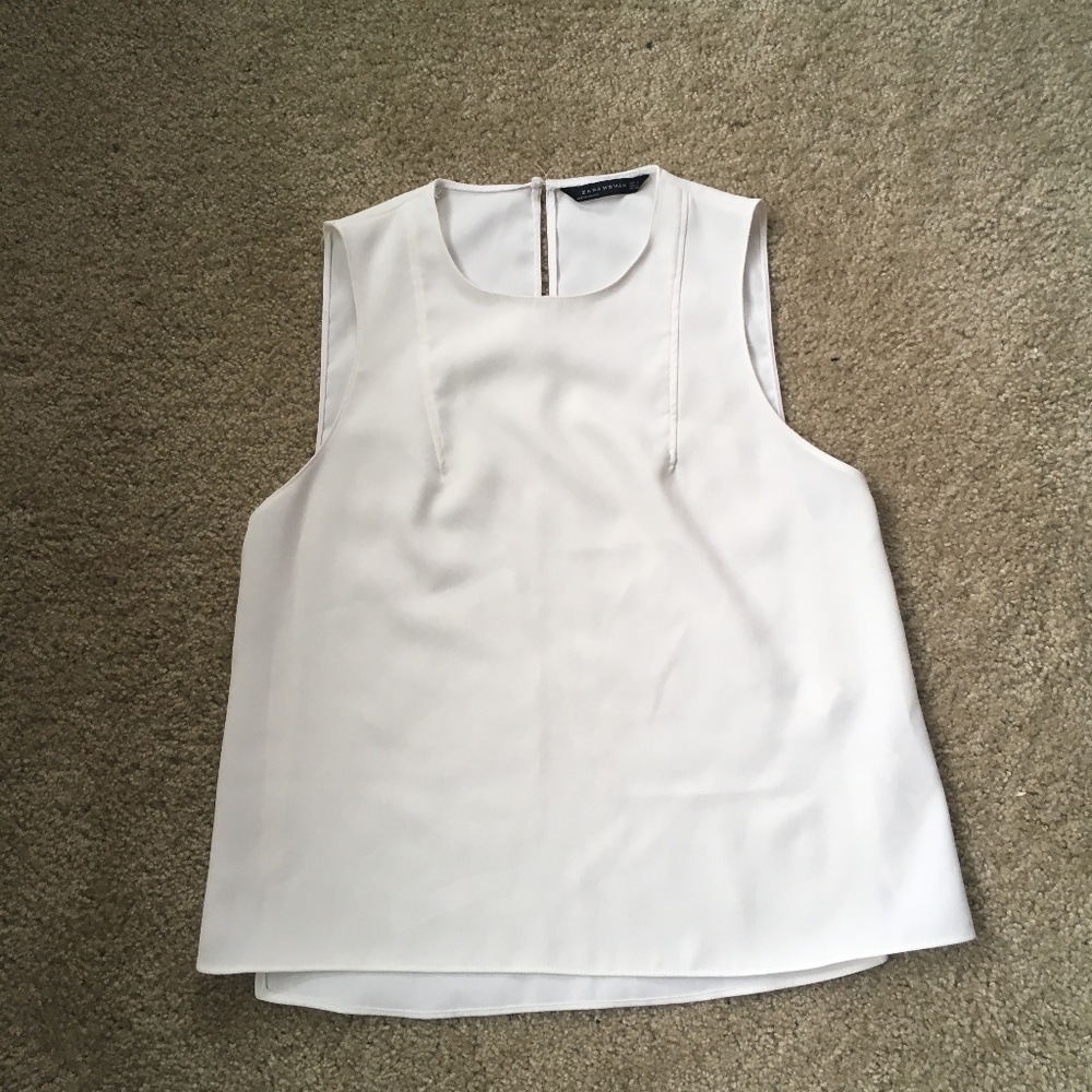 Zara White Sleveless Blouse
